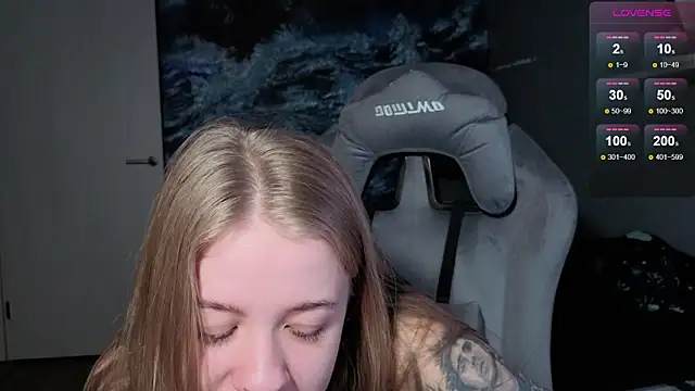 candy maggie online show from 12/18/25, 05:19