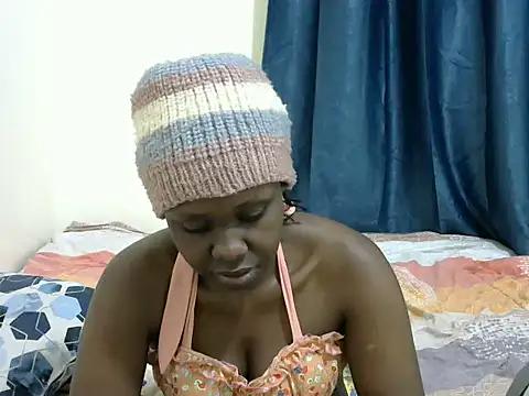 Snapshot of Kariselle- chatting on 02/27/25, 06:42 Kariselle- online show from 02/27/25, 06:42