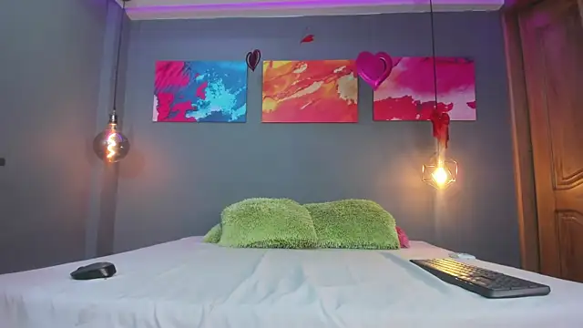 summer lee  online show from 01/09/25, 09:26