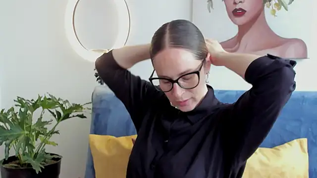 cuddlingbunny online show from 05/09/26, 07:08