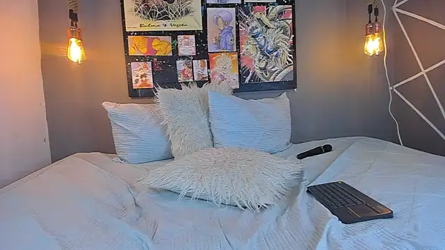 cloe bridgee online show from 02/16/25, 06:10