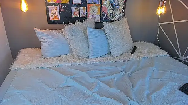 cloe bridgee online show from 02/17/25, 03:04