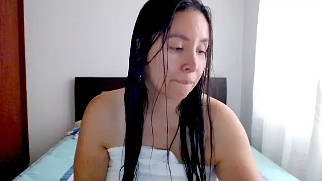 emely sexx20 online show from 10/24/25, 08:16
