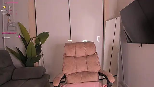 helen ramsay online show from 10/31/25, 03:35