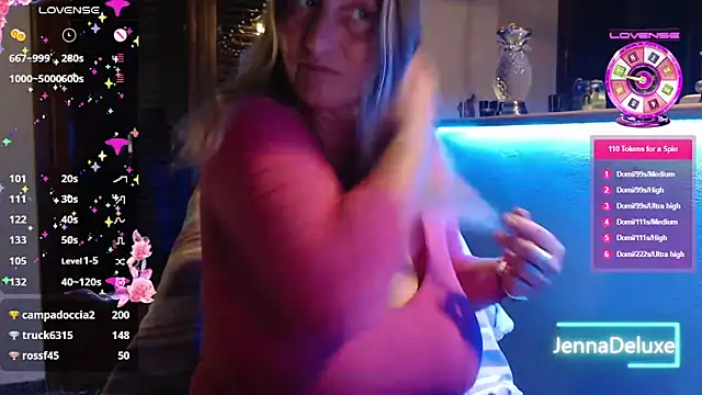 Snapshot of JennaDeluxe chatting on 05/04/26, 05:53 JennaDeluxe online show from 05/04/26, 05:53
