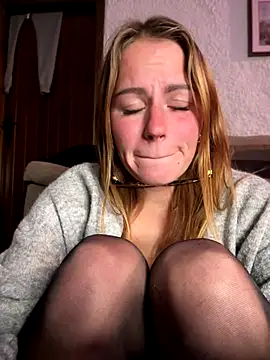 selenaluvv online show from 12/20/25, 04:14