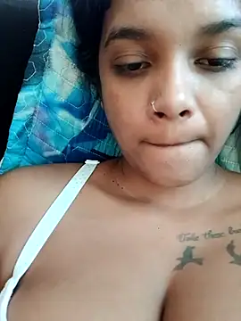 Indianqueen03 online show from 01/15/26, 01:26