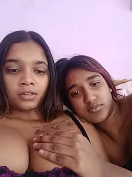 Indianqueen03 online show from 06/21/26, 10:40