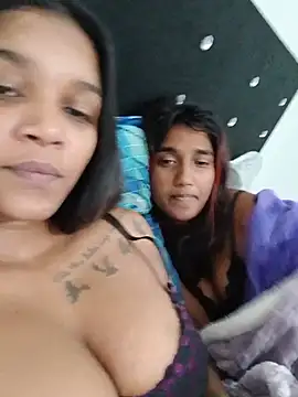 Indianqueen03 online show from 07/19/26, 04:27