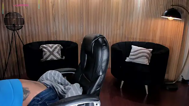 AlessaRomero online show from 04/02/26, 07:55