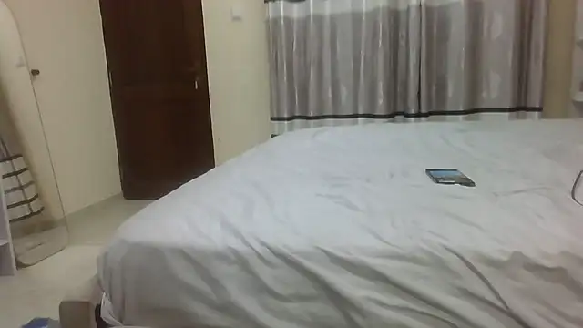 Fine assie online show from 11/10/25, 04:28