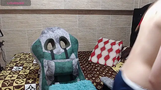 Snapshot of pretty_cristal69 chatting on 01/25/25, 05:29 pretty cristal69 online show from 01/25/25, 05:29