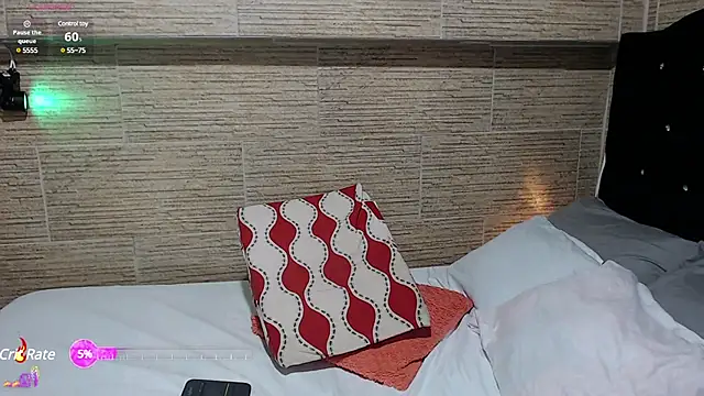 Snapshot of pretty_cristal69 chatting on 03/18/25, 01:32 pretty cristal69 online show from 03/18/25, 01:32