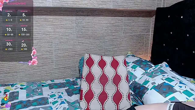 Snapshot of pretty_cristal69 chatting on 10/02/25, 12:28 pretty cristal69 online show from 10/02/25, 12:28