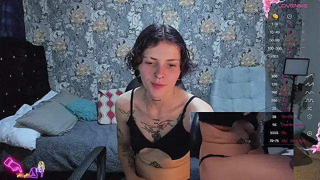 Snapshot of pretty_cristal69 chatting on 07/01/26, 10:53 pretty cristal69 online show from 07/01/26, 10:53