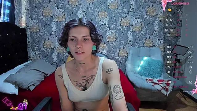 Snapshot of pretty_cristal69 chatting on 07/17/26, 09:41 pretty cristal69 online show from 07/17/26, 09:41