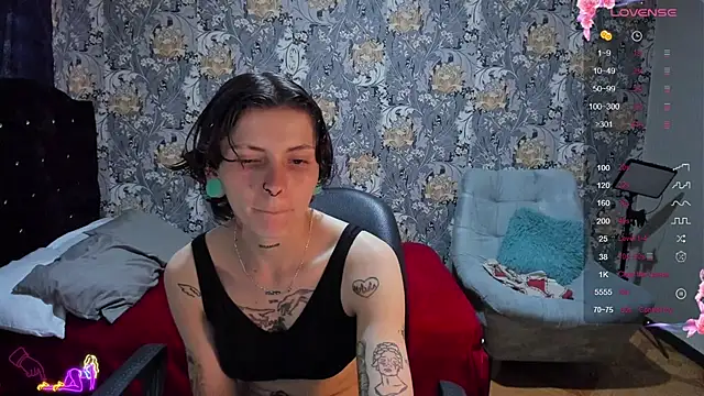 Snapshot of pretty_cristal69 chatting on 07/19/26, 10:13 pretty cristal69 online show from 07/19/26, 10:13