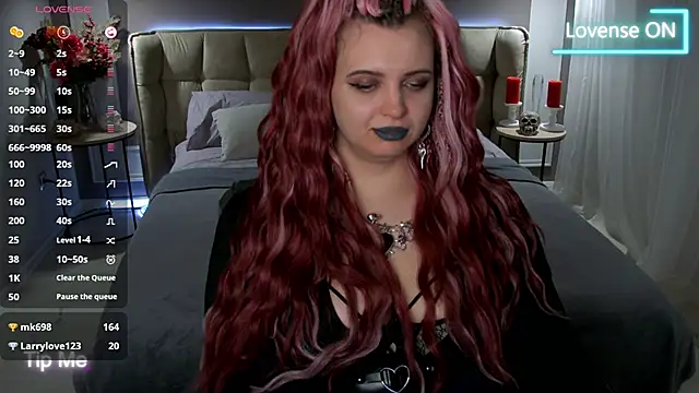 Miss Maya Mils online show from 03/01/25, 07:19