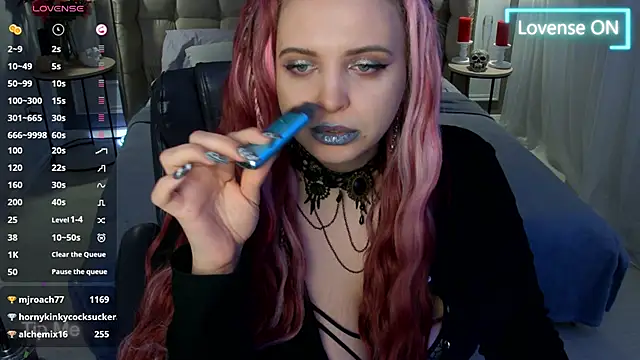 Miss Maya Mils online show from 03/03/25, 07:21