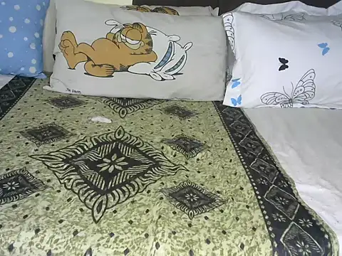 Bella cute01 online show from 02/24/25, 03:31