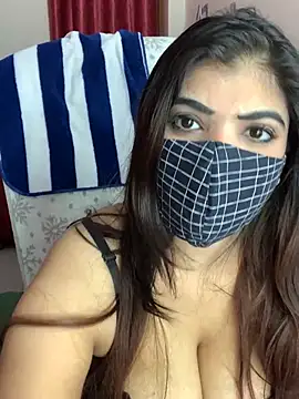 Snapshot of Fantastic_ruby chatting on 02/25/25, 07:25 Fantastic ruby online show from 02/25/25, 07:25