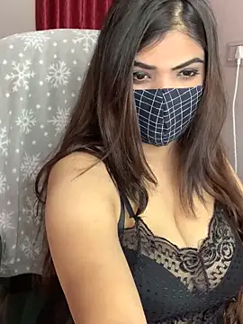 Snapshot of Fantastic_ruby chatting on 03/23/25, 12:58 Fantastic ruby online show from 03/23/25, 12:58