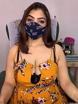 Snapshot of Fantastic_ruby chatting on 09/30/25, 08:25 Fantastic ruby online show from 09/30/25, 08:25