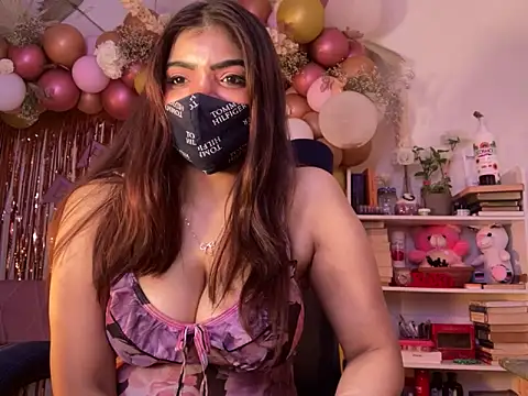 Snapshot of Fantastic_ruby chatting on 02/04/26, 05:30 Fantastic ruby online show from 02/04/26, 05:30