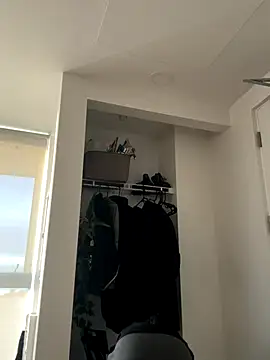 Your Paris online show from 11/16/25, 03:39