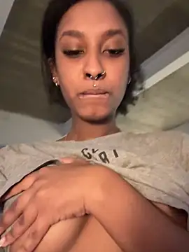 Your Paris online show from 12/15/25, 03:38