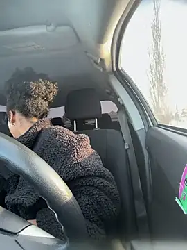 Your Paris online show from 12/21/25, 07:54