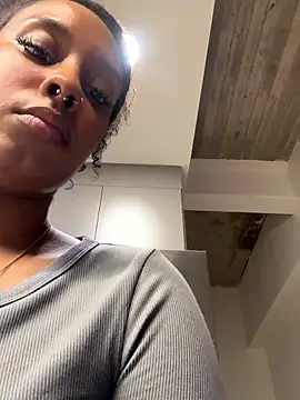 Your Paris online show from 01/19/26, 05:55