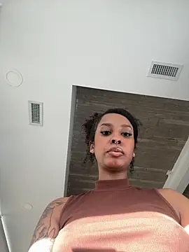 Your Paris online show from 02/14/26, 04:37