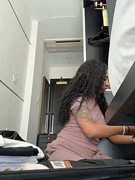 Your Paris online show from 02/23/26, 10:07