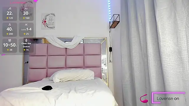 Snapshot of Keyla_Spencer chatting on 10/09/25, 12:03 Keyla Spencer online show from 10/09/25, 12:03