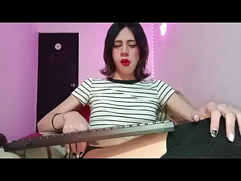 lucydreamm online show from 09/21/25, 01:29