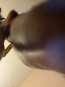 Snapshot of magicalc00ch chatting on 02/12/25, 02:56 magicalc00ch online show from 02/12/25, 02:56