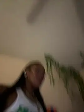 Snapshot of magicalc00ch chatting on 02/19/25, 03:17 magicalc00ch online show from 02/19/25, 03:17