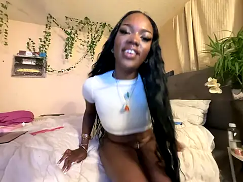 Snapshot of magicalc00ch chatting on 09/27/25, 07:24 magicalc00ch online show from 09/27/25, 07:24