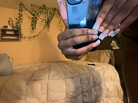 Snapshot of magicalc00ch chatting on 09/28/25, 10:04 magicalc00ch online show from 09/28/25, 10:04