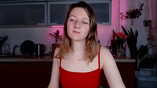 Snapshot of Elly_Helly chatting on 01/14/25, 08:37 Elly Helly online show from 01/14/25, 08:37