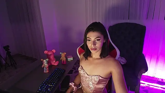 IsabelleFoxx  online show from 01/05/25, 12:20