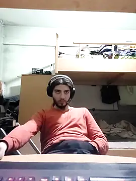 kleineid77 online show from 01/05/26, 05:27