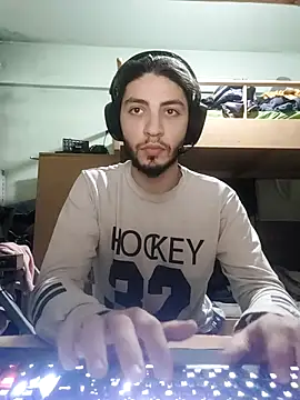 kleineid77 online show from 01/07/26, 04:42