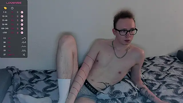 Alex silents online show from 02/10/25, 01:22