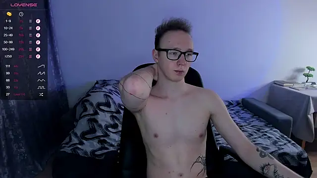 Alex silents online show from 02/11/25, 01:41