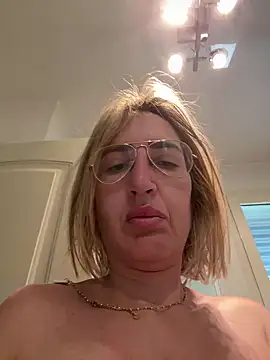 casalinga88 online show from 03/03/25, 06:59