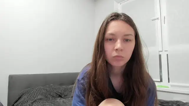 Adela Vetta online show from 04/01/26, 04:59