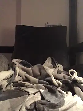 Simboxxx040 online show from 12/18/24, 05:04