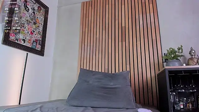 honeyhot69   online show from 04/13/26, 11:48